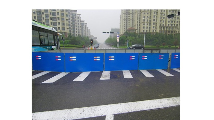 高速上用什么反光膜好-高能見(jiàn)反光材料【昆山玉寰】