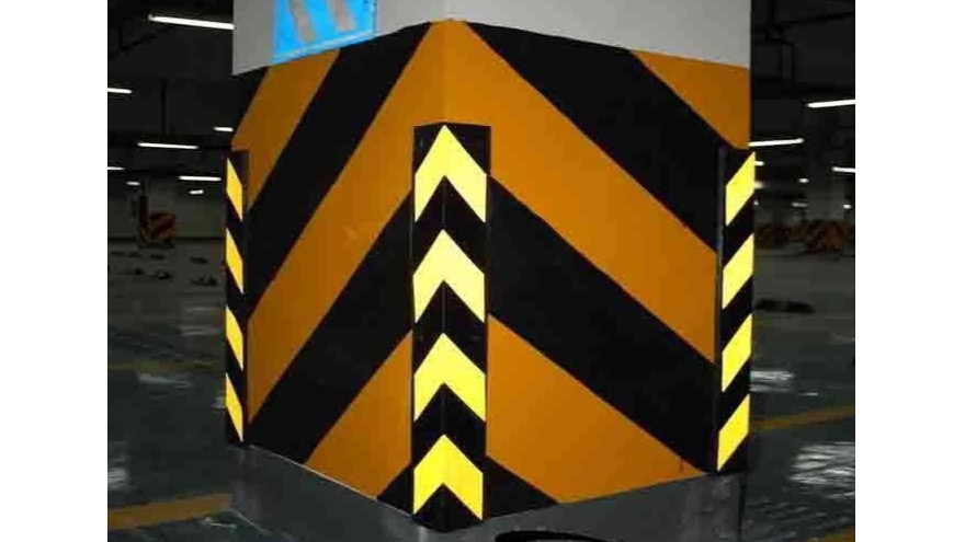 危橋限寬墩應(yīng)該選什么顏色的反光膜-反光膜推薦【昆山玉寰】