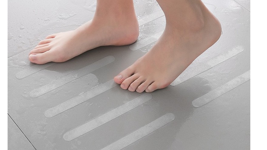 衛(wèi)生間防滑貼效果圖，包工頭多次推薦防滑貼！