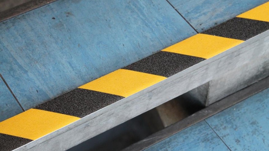 防滑膠帶種類(lèi)有哪些？-多種尺寸定制【昆山玉寰】