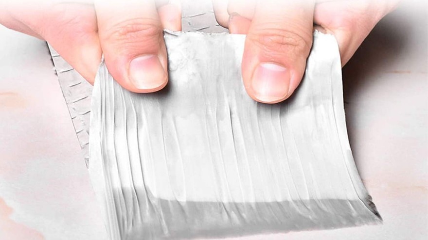 屋頂防水膠帶好用嗎？現(xiàn)場(chǎng)測(cè)試防水效果【昆山玉寰】