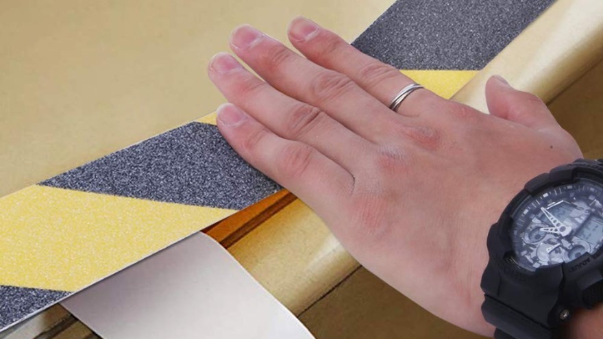 防滑膠帶怎么樣？國(guó)際檢測(cè)證書(shū)來(lái)證明