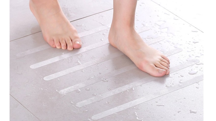 透明膠帶能防滑嗎？-透明防滑膠帶大量供應(yīng)【昆山玉寰】