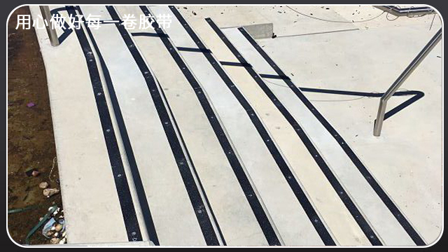 防滑膠帶買膠帶要注意質量—江蘇膠帶廠可全國發貨[玉寰膠帶]